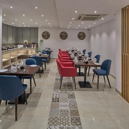 Regenta Inn 4Th Block Koramangala Bengaluru Zewnętrze zdjęcie